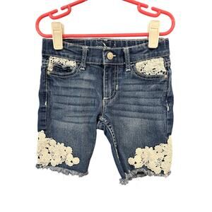 *CLOSEOUT SALE - BUNDLE ONLY* 4/$20 Lace Denim Shorts - Jordache - 6